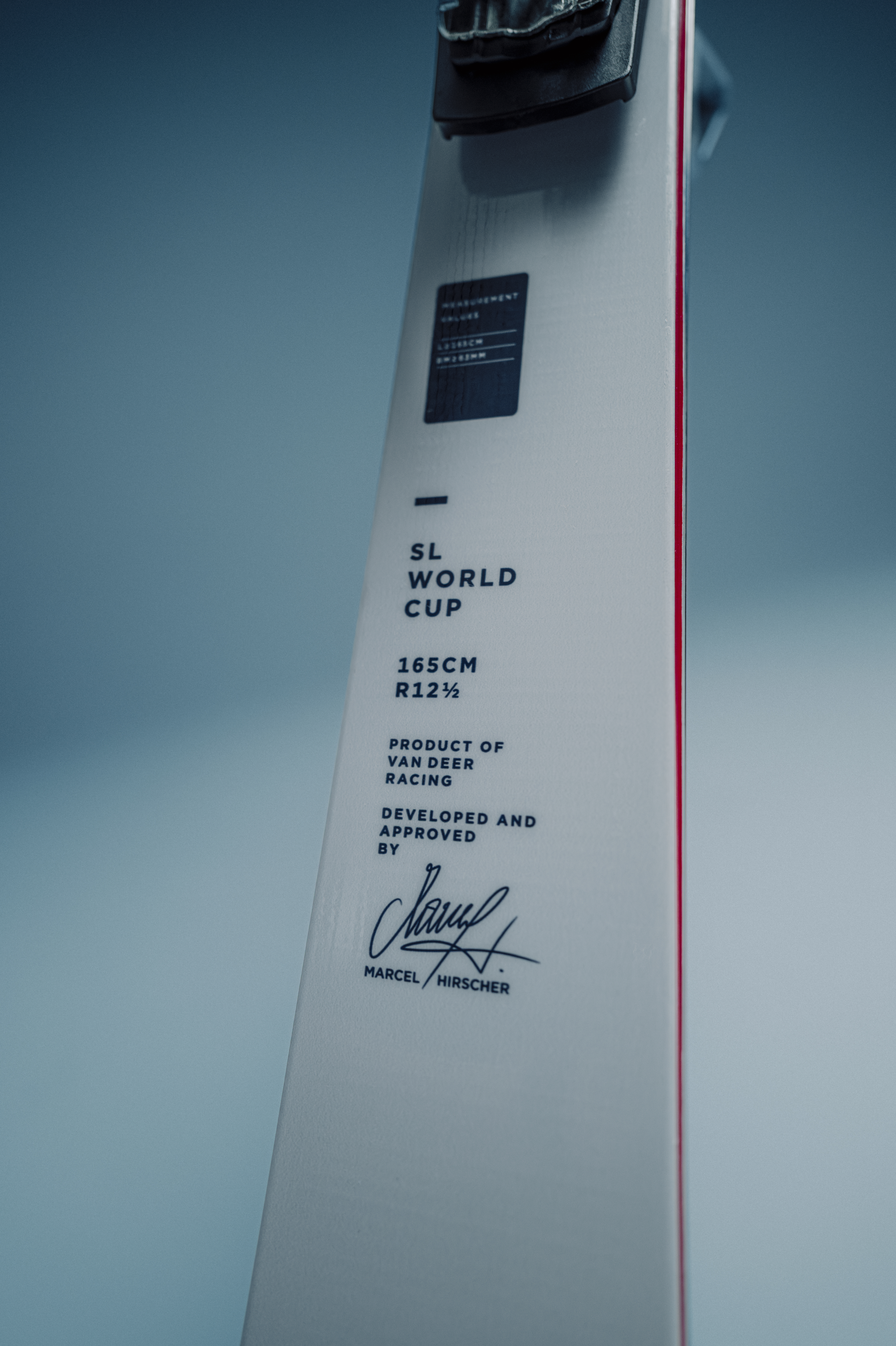 SL WORLD CUP Ski | VAN DEER-Red Bull Sports – VAN DEER-Red Bull